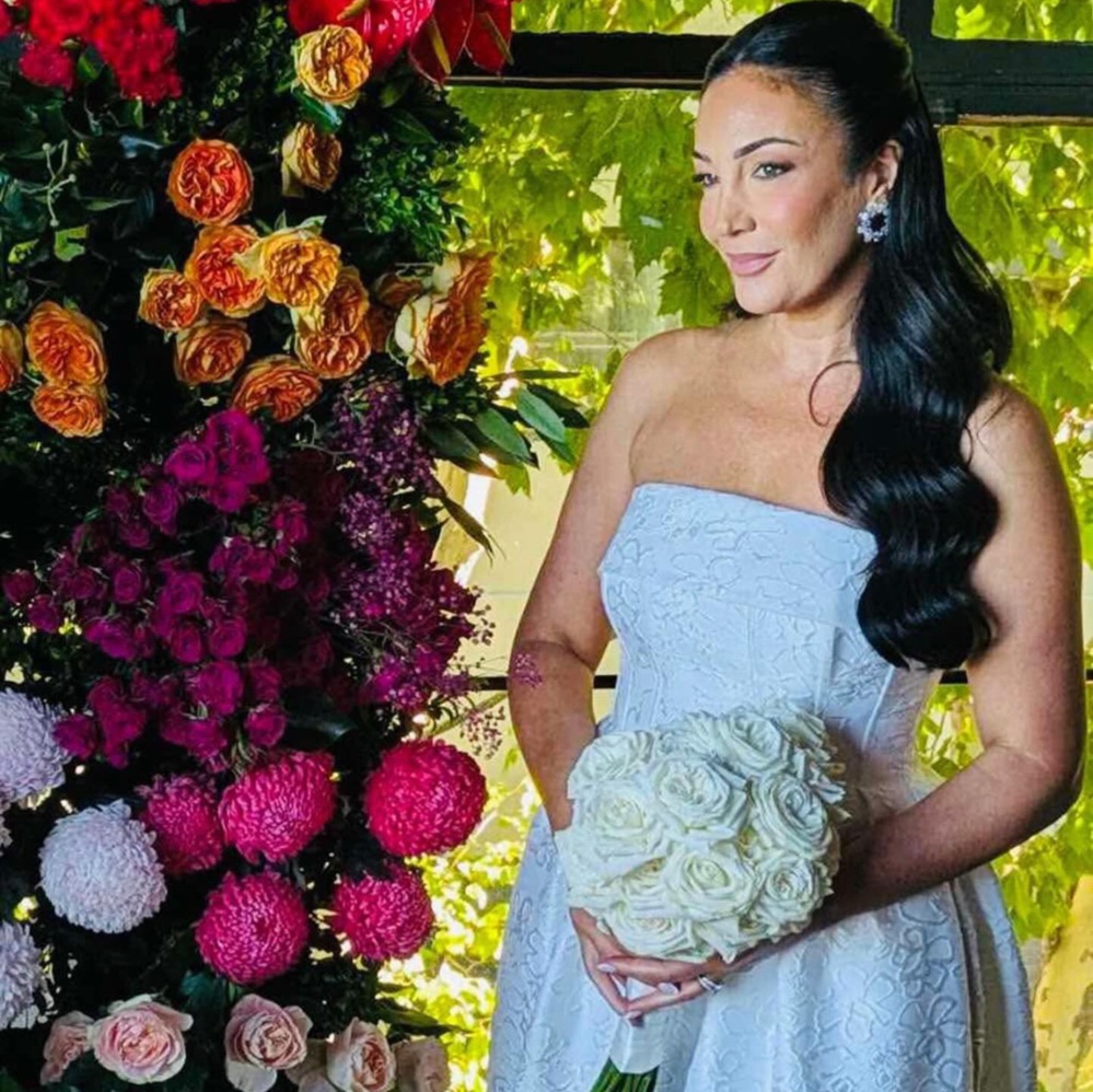 personalised wedding floral arrangements